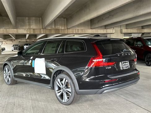 New 2026 Volvo V60 B5 Cross Country Plus w/ Protection Package Premier image 4