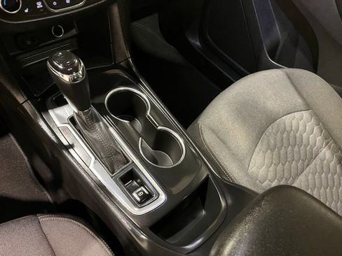 Used 2018 Chevrolet Equinox LT w/ Sun & Infotainment Package image 17