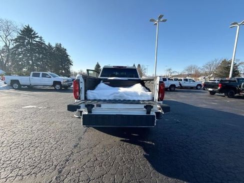 Certified 2022 GMC Sierra 3500 AT4 w/ AT4 Preferred Package image 27