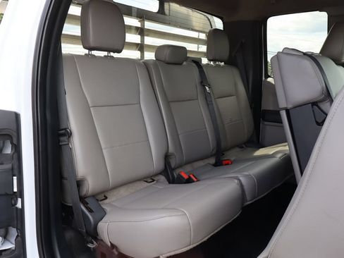 Used 2022 Ford F550 4x4 SuperCab Super Duty image 33