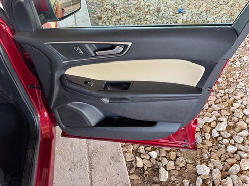 Used 2018 Ford Edge SEL w/ Equipment Group 201A image 26