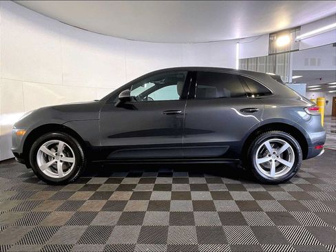 Certified 2020 Porsche Macan AWD/4WD image 2