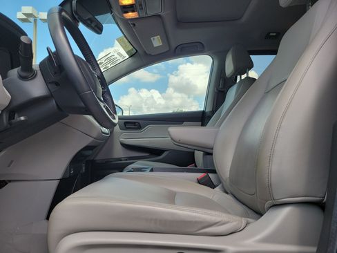 Certified 2024 Honda Odyssey EX-L image 21