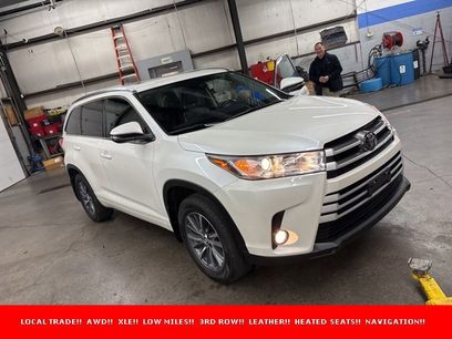 Used 2017 Toyota Highlander XLE