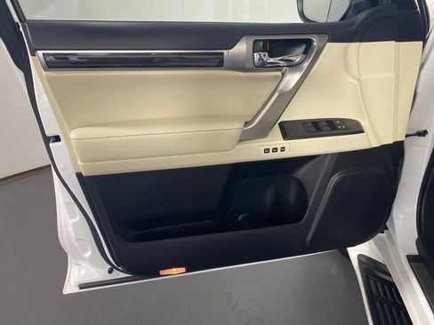 Certified 2023 Lexus GX 460 Premium w/ Premium Package AWD/4WD image 25