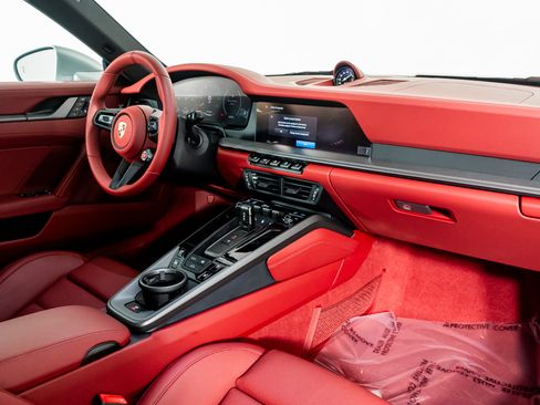 Used 2025 Porsche 911 Carrera S w/ Premium Package image 57