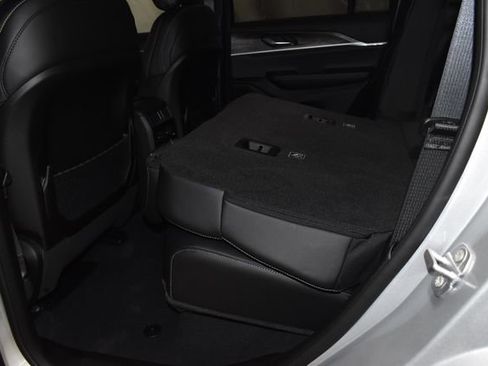 New 2025 Jeep Grand Cherokee Limited image 29