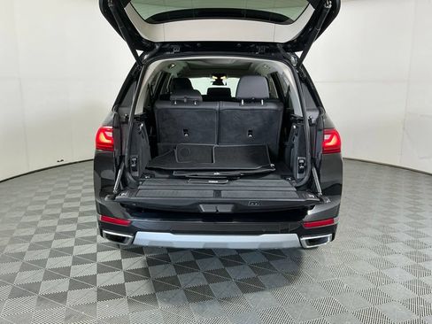 Used 2022 BMW X7 xDrive40i AWD/4WD image 25