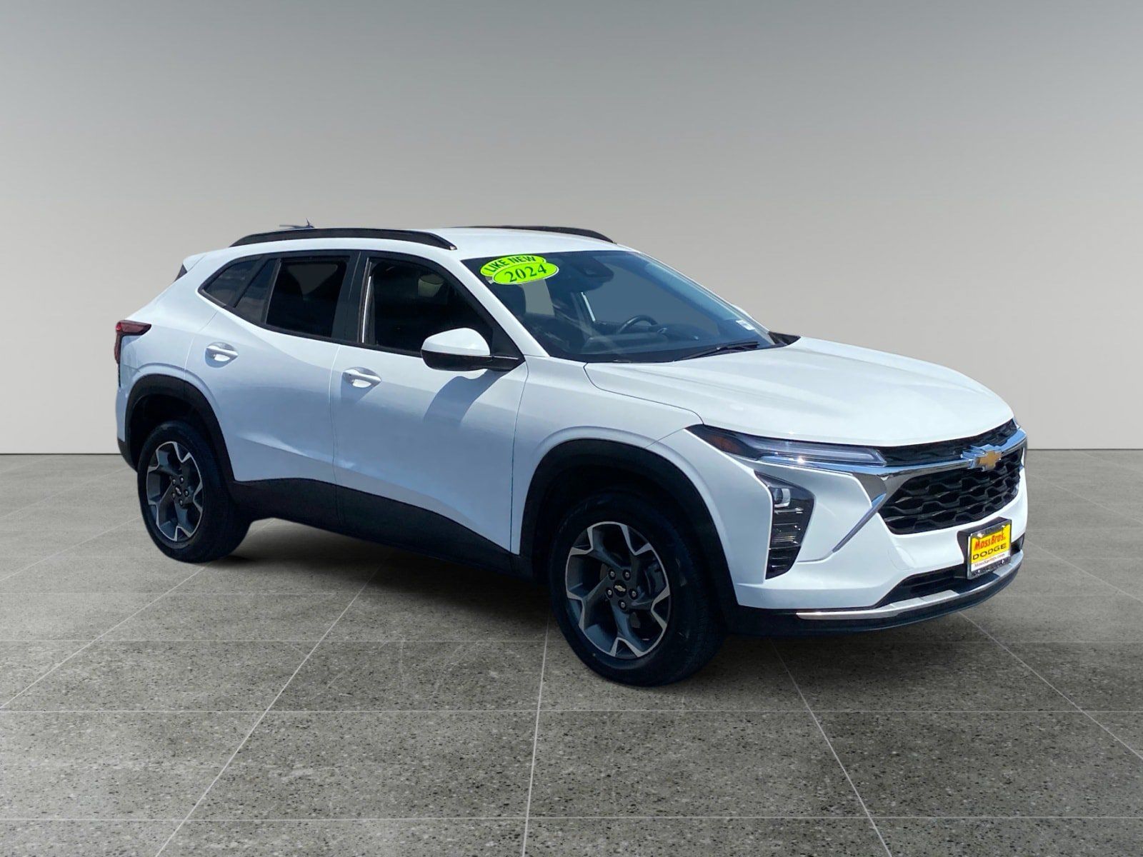 Used 2024 Chevrolet Trax LT w/ LT Convenience Package FWD image 7