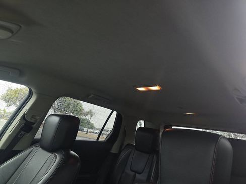 Used 2011 GMC Terrain SLE FWD image 2