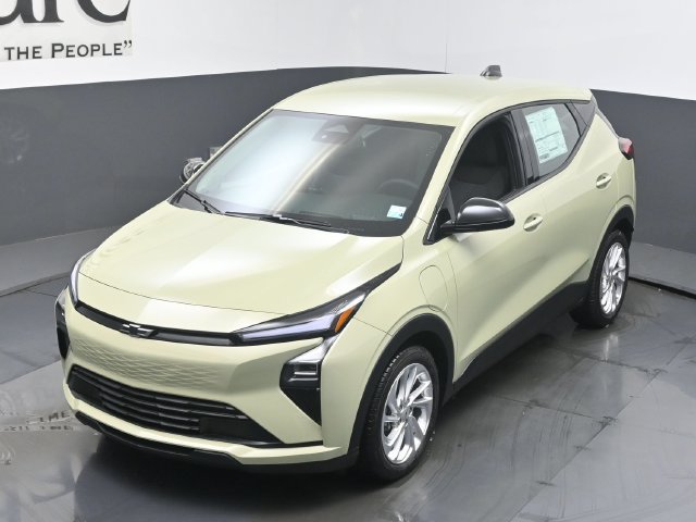 New 2027 Chevrolet Bolt LT w/ Comfort Package FWD image 24