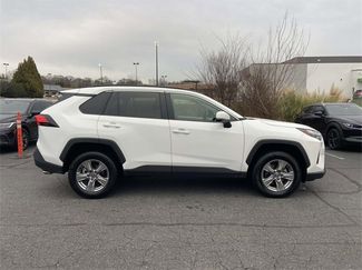 Used 2024 Toyota RAV4 XLE video 2
