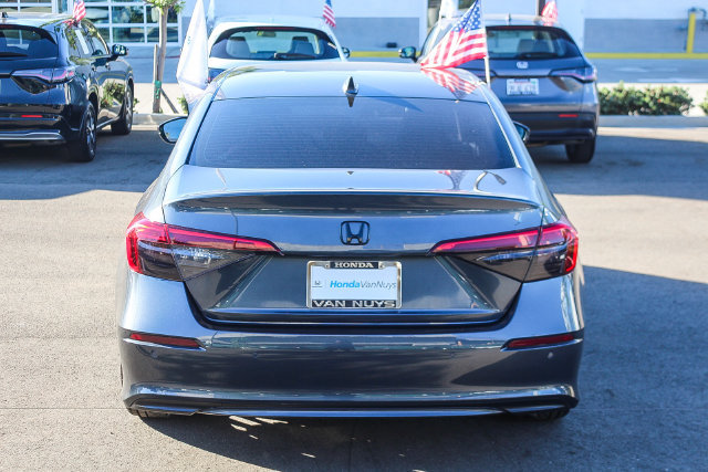 Used 2023 Honda Civic Touring image 6