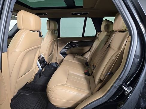 Used 2023 Land Rover Range Rover SE AWD/4WD image 11