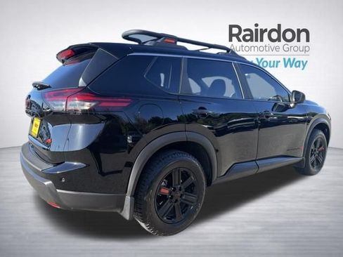 Used 2025 Nissan Rogue SV AWD/4WD image 7
