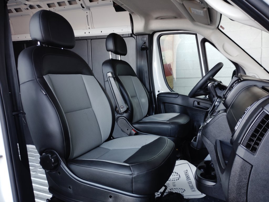 Used 2024 RAM ProMaster 2500 w/ Convenience Group FWD image 15