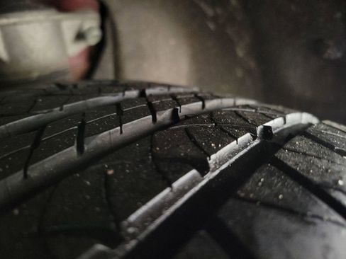 Used 2020 Kia Sorento LX image 12