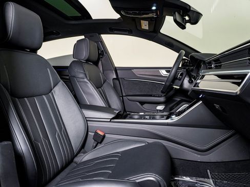 Used 2024 Audi S7 Prestige image 15