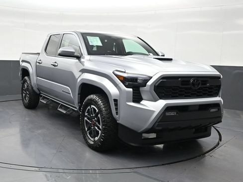 Used 2026 Toyota Tacoma TRD Sport RWD image 8