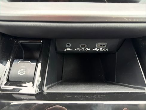 Certified 2025 Subaru Outback Premium image 45