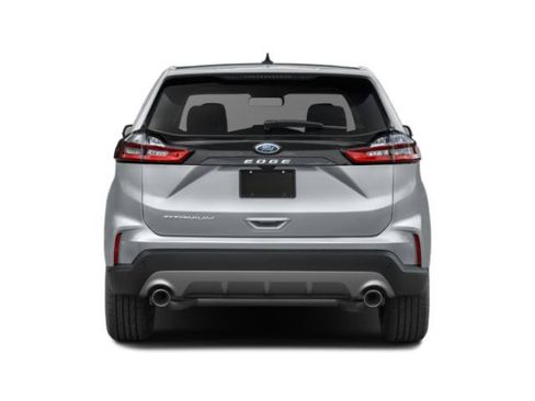 Used 2023 Ford Edge Titanium w/ Equipment Group 301A AWD/4WD image 12