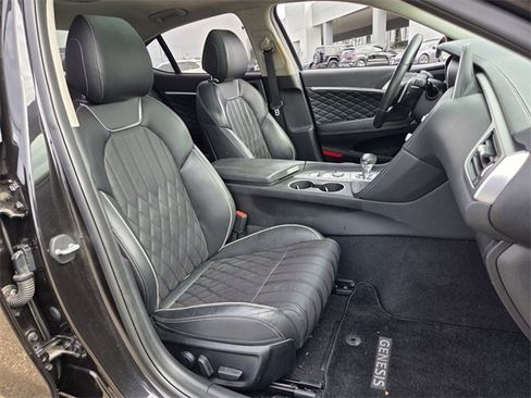 Used 2019 Genesis G70 3.3T Advanced w/ Prestige Package image 16