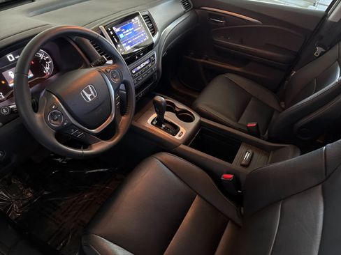 Used 2017 Honda Pilot EX-L image 11