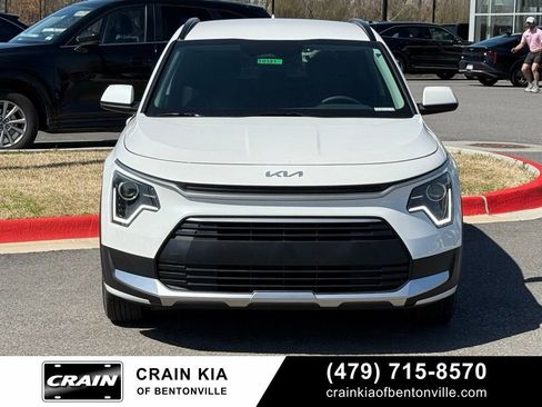 New 2026 Kia Niro LX FWD image 2