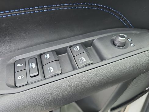 New 2026 Jeep Compass Limited image 28