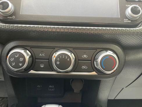 Used 2024 Nissan Kicks SV FWD image 32