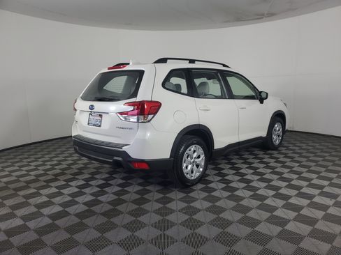 Used 2021 Subaru Forester image 4