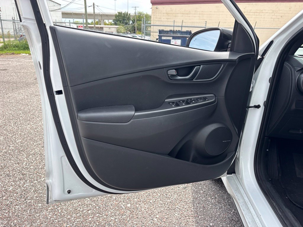 Used 2022 Hyundai Kona N Line w/ Tech Package FWD image 11