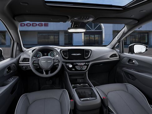 New 2026 Chrysler Pacifica Limited w/ S Appearance Package FWD image 44