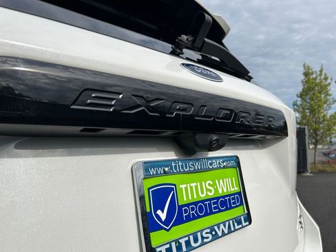 Used 2022 Ford Explorer ST w/ ST Street Pack AWD/4WD image 32