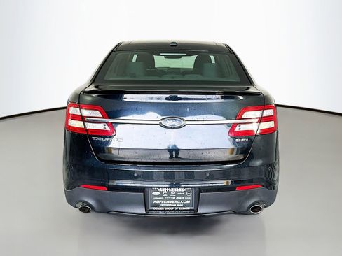 Used 2018 Ford Taurus SEL FWD image 6