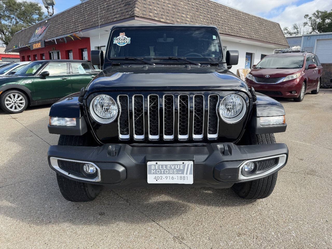 Used 2021 Jeep Gladiator Overland AWD/4WD image 9