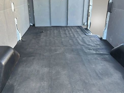 Used 2020 Ford Transit 250 Medium Roof RWD image 38