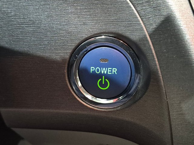 Used 2014 Toyota Prius Two FWD image 18
