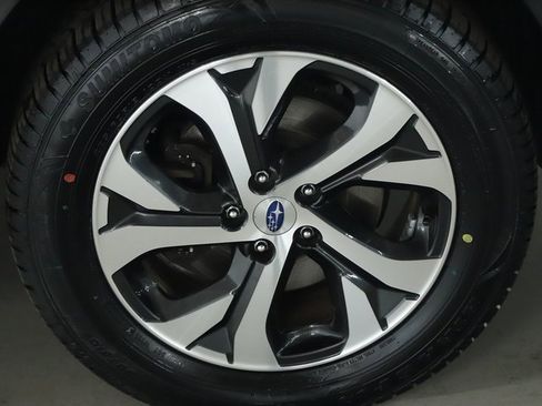 Used 2020 Subaru Outback Limited image 10