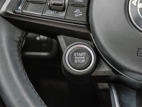 Used 2024 Alfa Romeo Stelvio Ti image 36