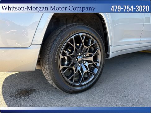 Used 2025 Jeep Grand Cherokee L Summit w/ Obsidian Package AWD/4WD image 9