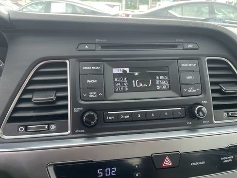 Used 2017 Hyundai Sonata SE FWD image 10