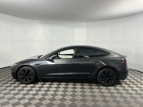 Used 2025 Tesla Model 3 Long Range image 8