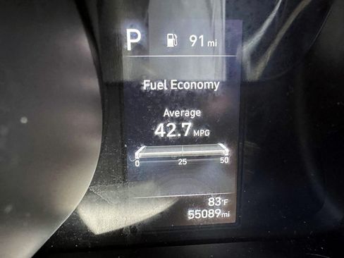 Used 2023 Hyundai Elantra SEL FWD image 30