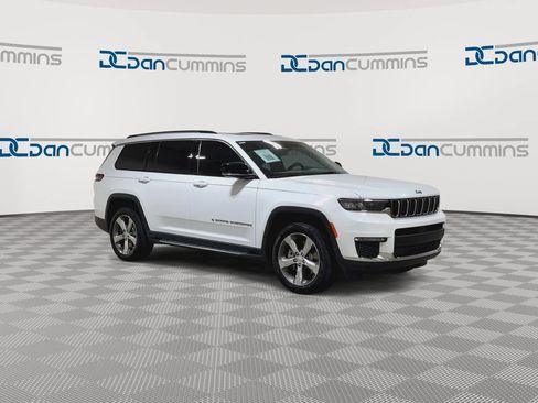 Used 2021 Jeep Grand Cherokee L Limited AWD/4WD image 2