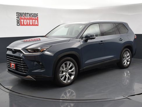 Used 2025 Toyota Grand Highlander AWD Hybrid image 8