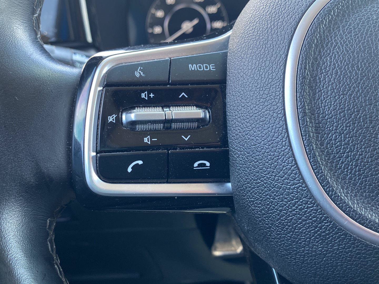 Used 2021 Kia Sorento SX FWD image 17