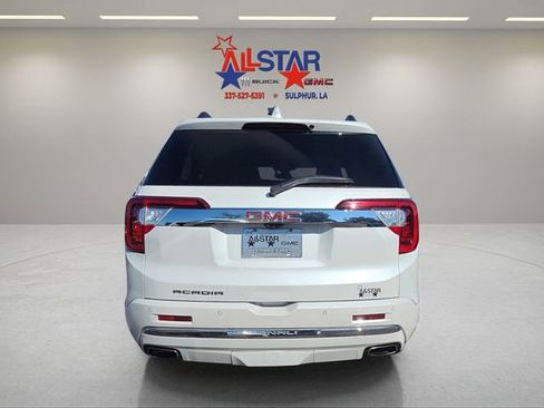 Used 2023 GMC Acadia Denali w/ Denali Technology Package image 6