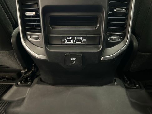 Used 2021 RAM 1500 Big Horn AWD/4WD image 29