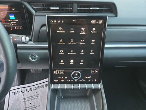 Used 2025 GMC Terrain Elevation image 21